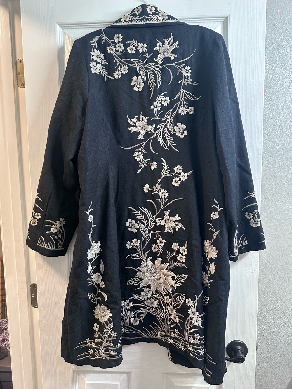paparazzi Black Coat with White Floral Embroidery - Picture 5 of 7